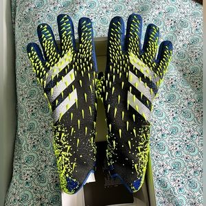 Adidas Predator GL Pro NWT size 7 soccer goalie gloves